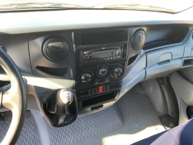 Iveco Daily Климатик* Седалка на килограми* Сервизна история, снимка 12