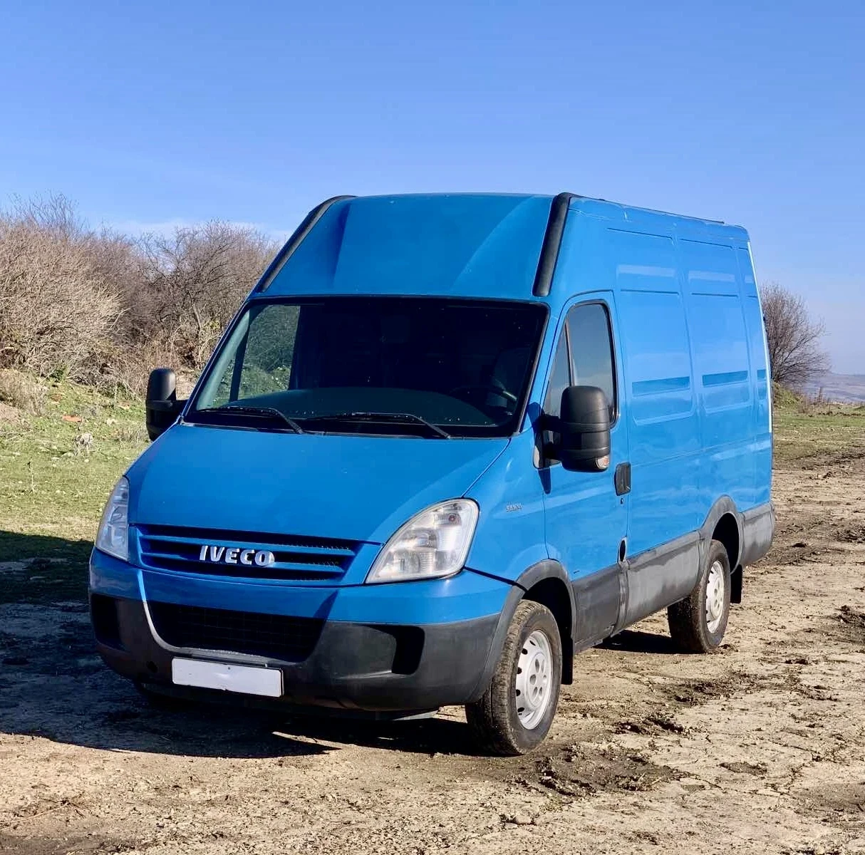Iveco Daily Климатик* Седалка на килограми* Сервизна история, снимка 1
