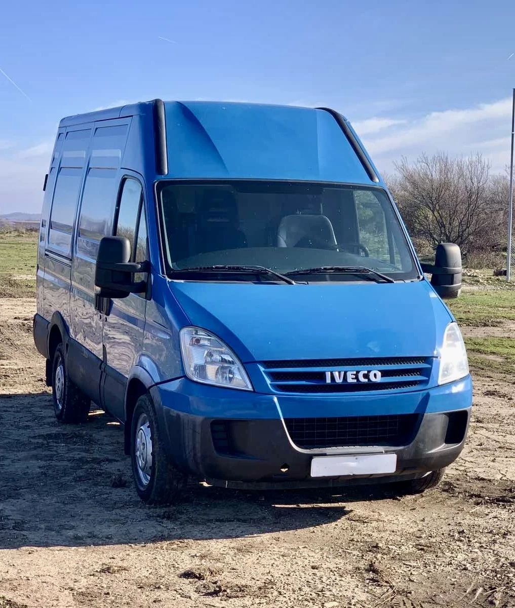 Iveco Daily Климатик* Седалка на килограми* Сервизна история - изображение 7