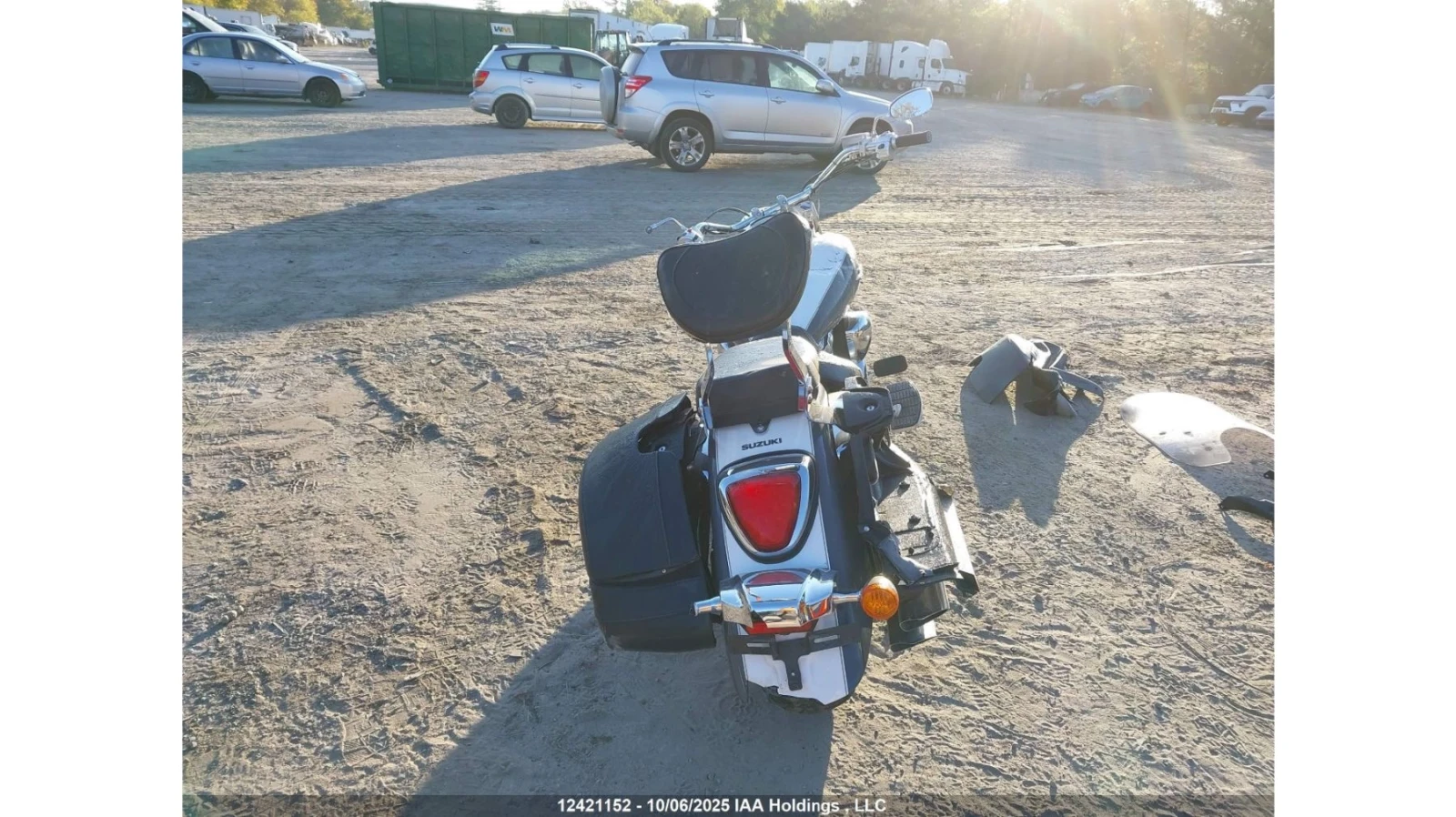 Suzuki Boulevard 1.5 - изображение 10