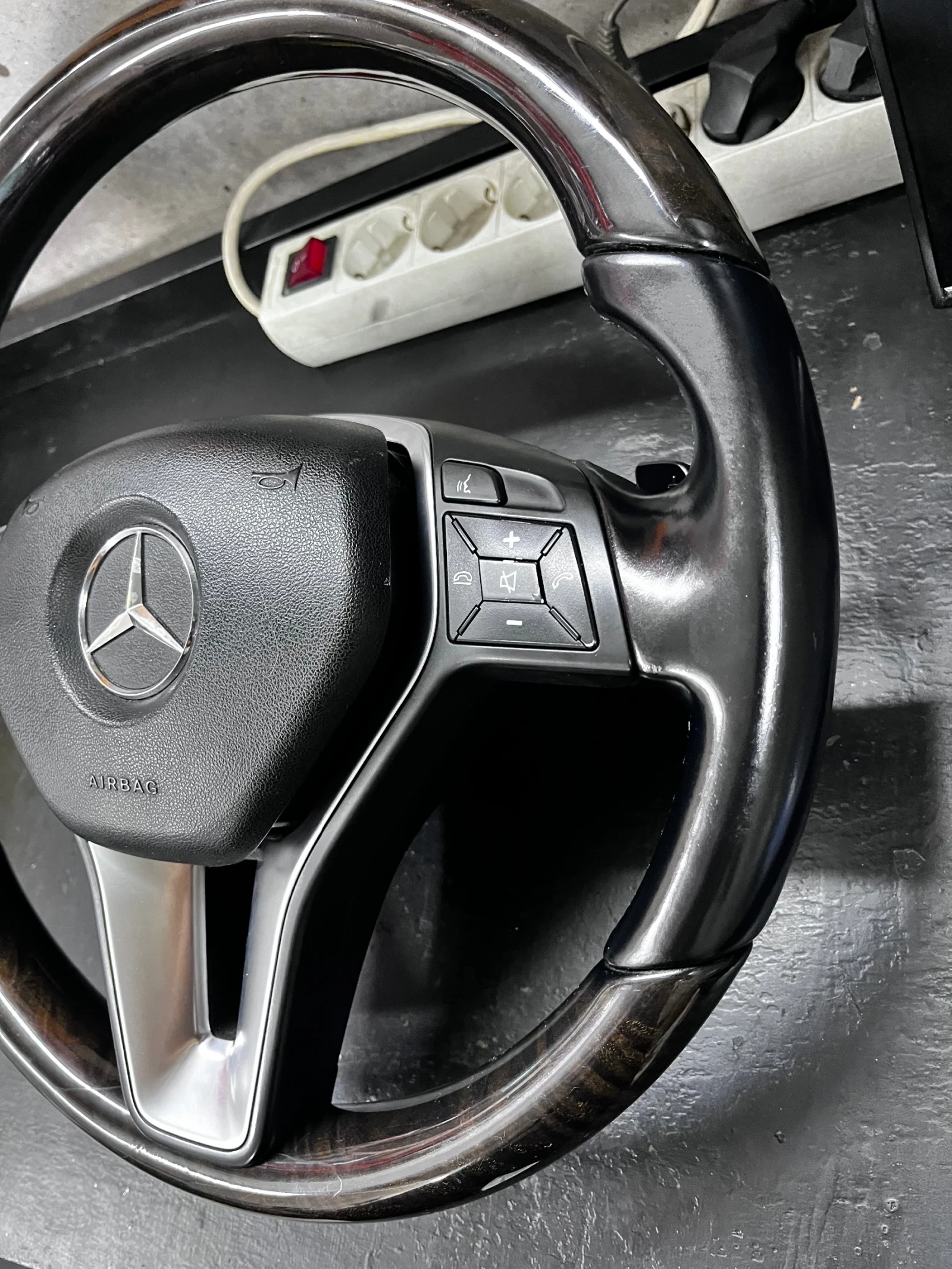 ��������� ����� �������� �,���� | Mobile.bg � ����������� 3