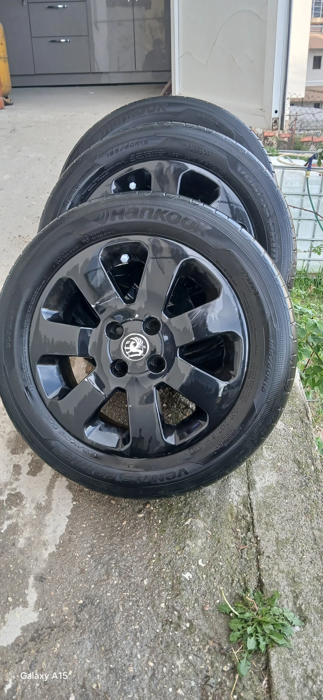 Гуми с джанти Yokohama 185/60R15