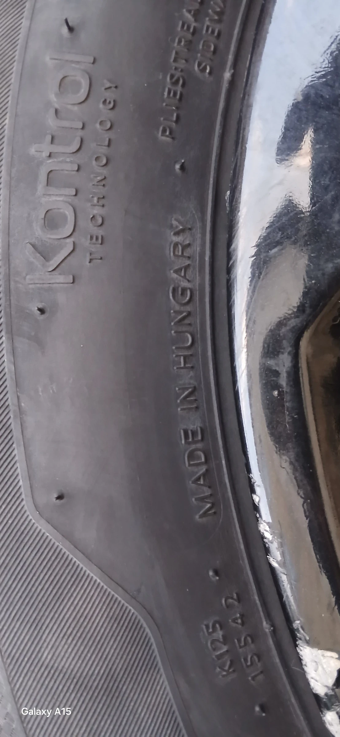 Гуми с джанти Yokohama 185/60R15, снимка 3 - Гуми и джанти - 54234284