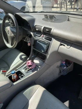 Mercedes-Benz C 220, снимка 6