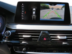 BMW 530 i xDrive M SPORT* HARMAN KARDON* ХЕДЪП* ПАНОРАМА* , снимка 13
