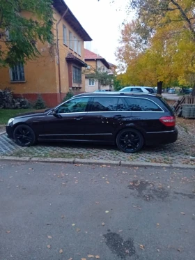 Mercedes-Benz E 200 Авангард, снимка 11