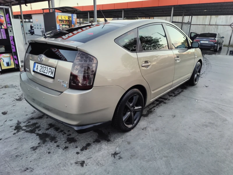 Toyota Prius  185000км, снимка 13 - Автомобили и джипове - 46615878