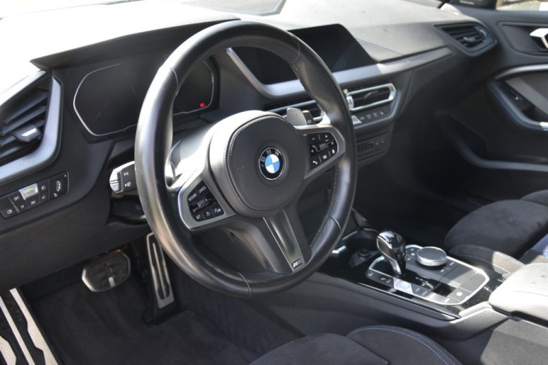 BMW M135 * XDRIVE* LED* PERFORMANCE* , снимка 12 - Автомобили и джипове - 46273058