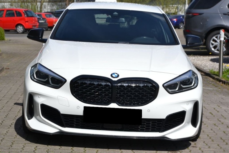 BMW M135 * XDRIVE* LED* PERFORMANCE* , снимка 8 - Автомобили и джипове - 46273058