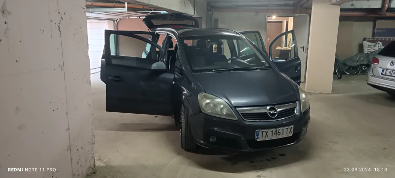 Opel Zafira, снимка 8 - Автомобили и джипове - 48637718