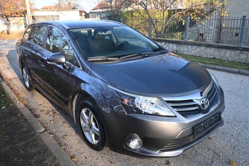 Toyota Avensis FACELIFT, снимка 7 - Автомобили и джипове - 48005754