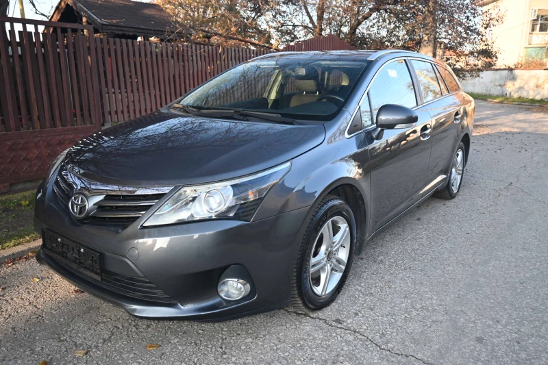 Toyota Avensis FACELIFT, снимка 2 - Автомобили и джипове - 48005754