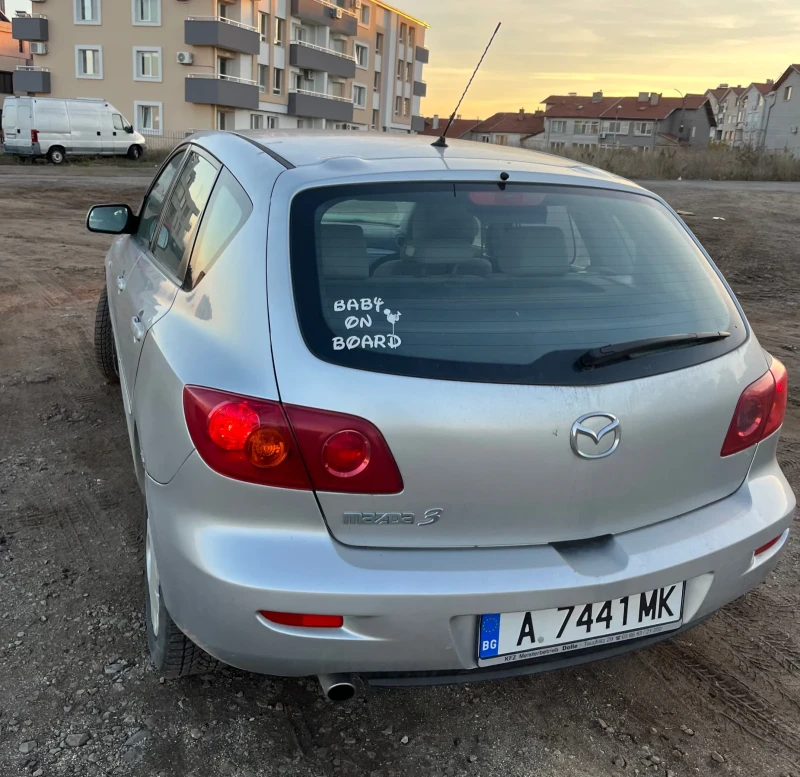 Mazda 3, снимка 9 - Автомобили и джипове - 48057500