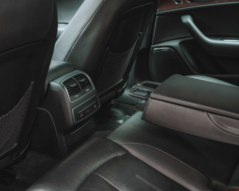 Audi A6 3.0 V6 TFSI Quattro/S-line/333к.с, снимка 16 - Автомобили и джипове - 51425815