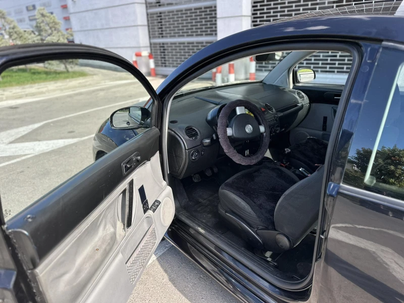 VW New beetle 1.9, снимка 7 - Автомобили и джипове - 51788431