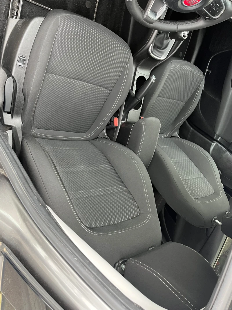 Fiat Tipo 1.0 turbo, снимка 9 - Автомобили и джипове - 51886113