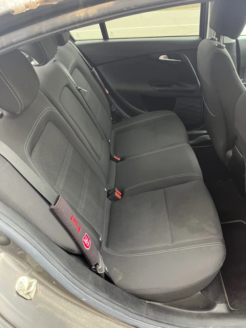 Fiat Tipo 1.0 turbo, снимка 12 - Автомобили и джипове - 51886113