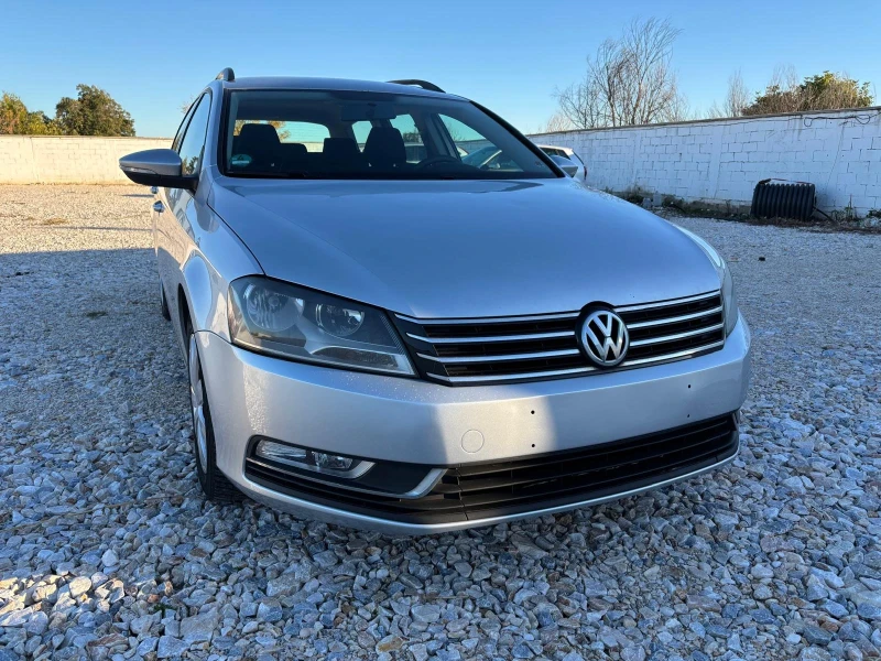 VW Passat 1.6 tdi, снимка 10 - Автомобили и джипове - 52297454