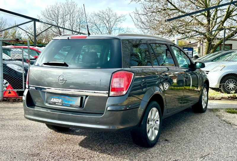 Opel Astra 1.4 бензин, снимка 7 - Автомобили и джипове - 52562172
