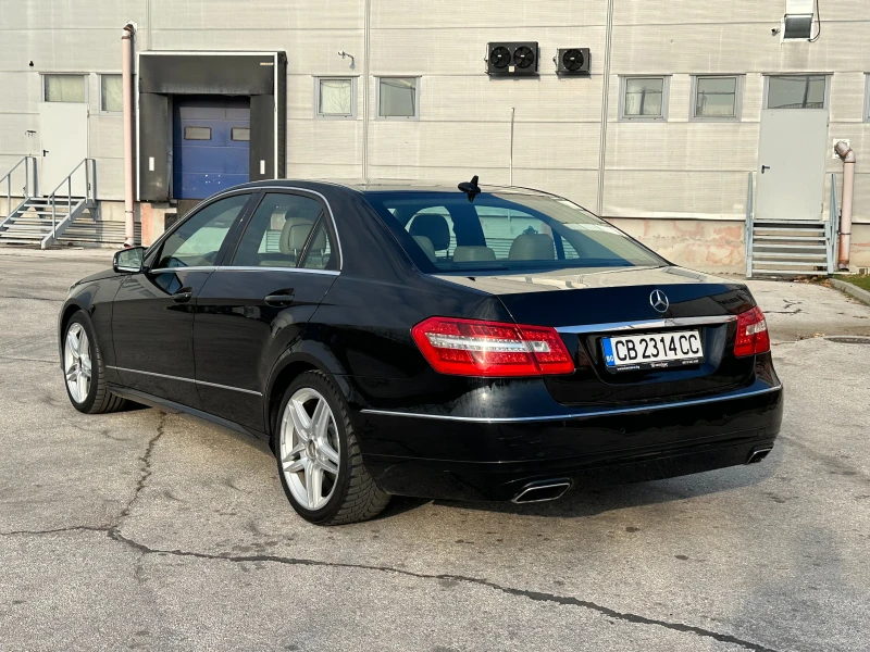 Mercedes-Benz E 220 2.2d 170 к.с. , снимка 3 - Автомобили и джипове - 52882951