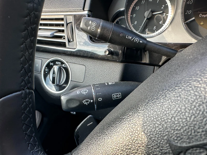 Mercedes-Benz E 220 2.2d 170 к.с. , снимка 14 - Автомобили и джипове - 52882951