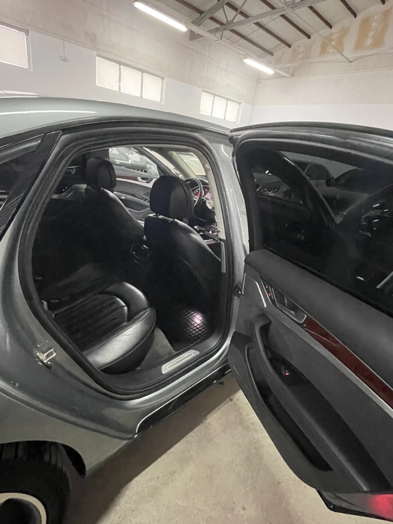 Audi A8 3.0tdi/Led/Подгрев/Ротор/Вакум/Обслужена!!!, снимка 17 - Автомобили и джипове - 53214546