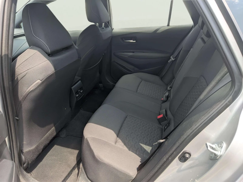 Toyota Corolla 1.2, снимка 8 - Автомобили и джипове - 53427289