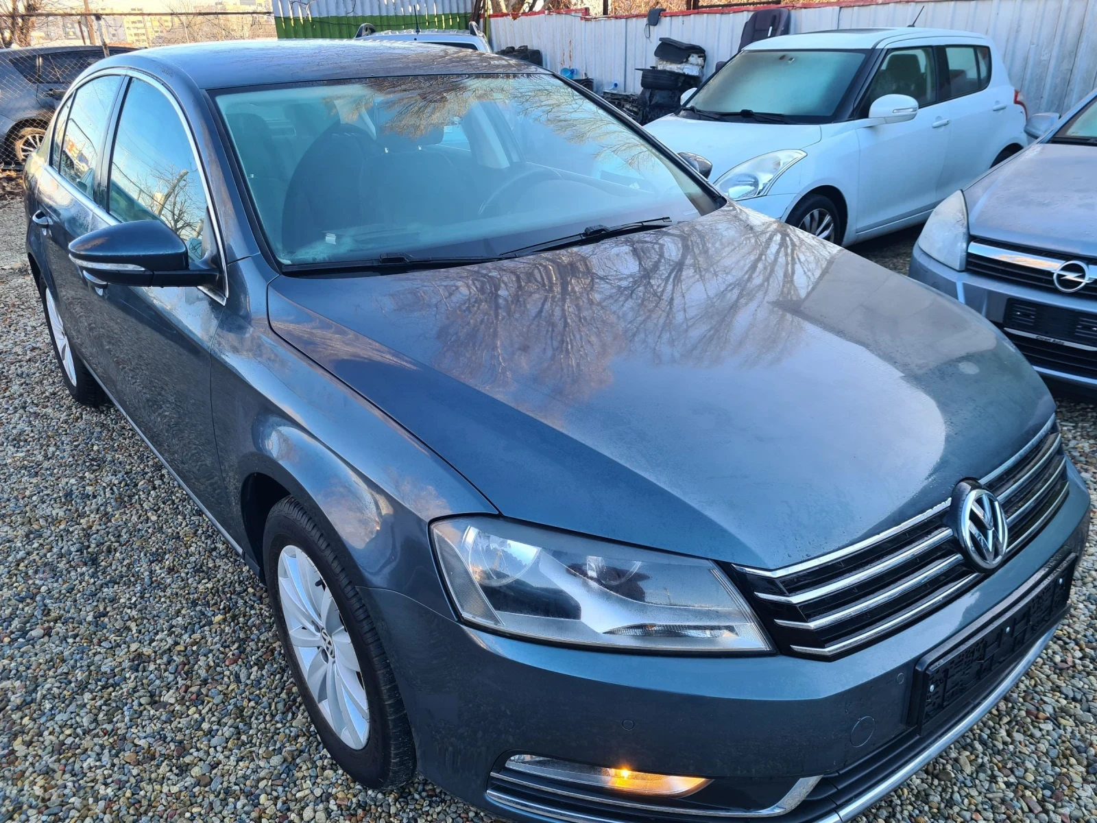 VW Passat 2, 0 COMFORT LINE BLUE MOTION - изображение 2