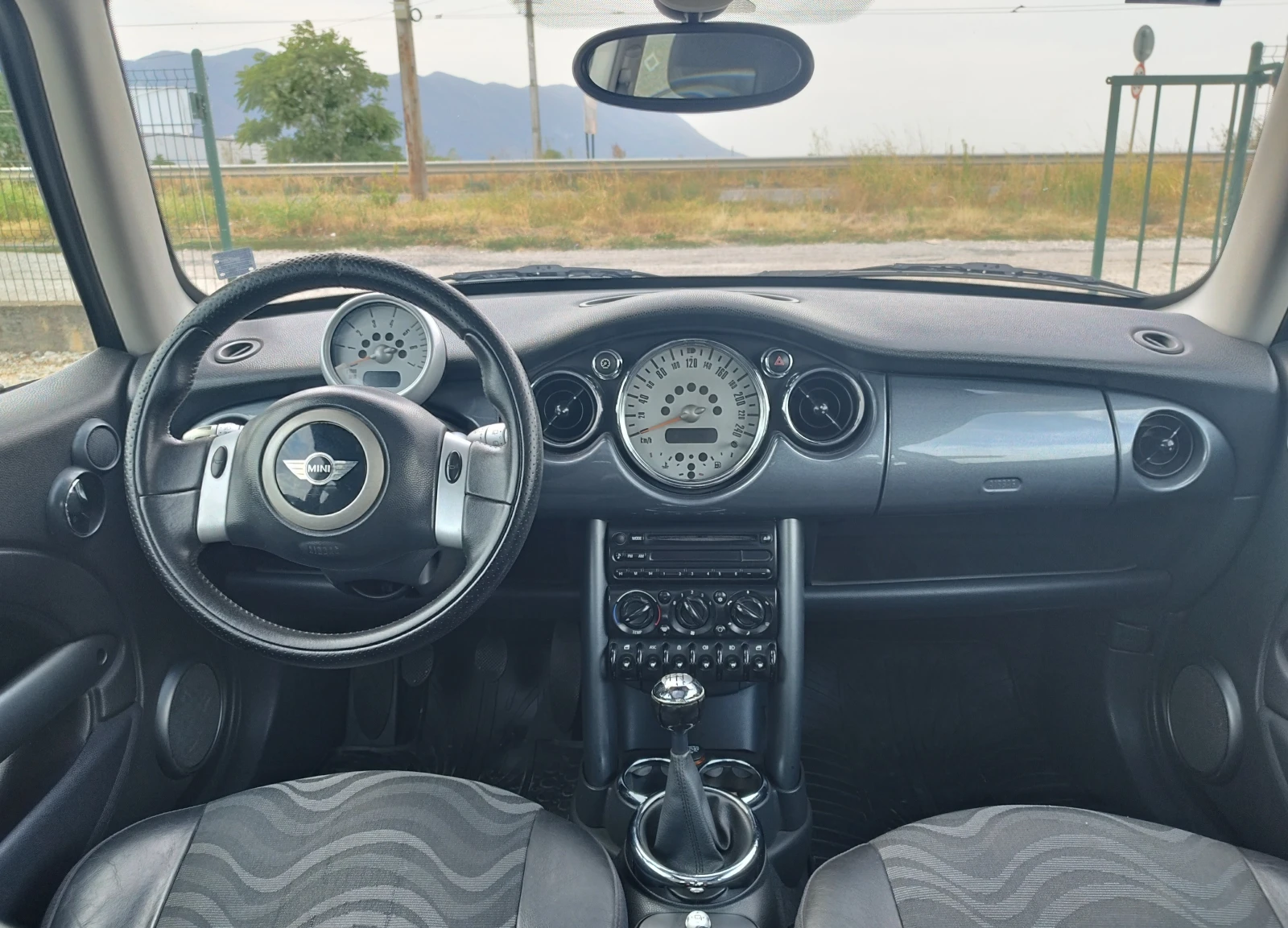 Mini Cooper 1.4D-4d ПАНОРАМА - изображение 8