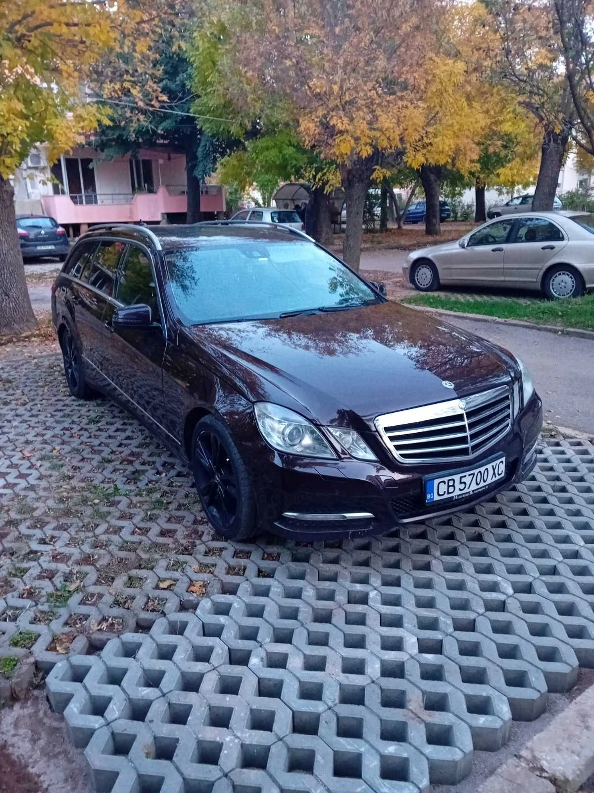 Mercedes-Benz E 200 Авангард - изображение 5