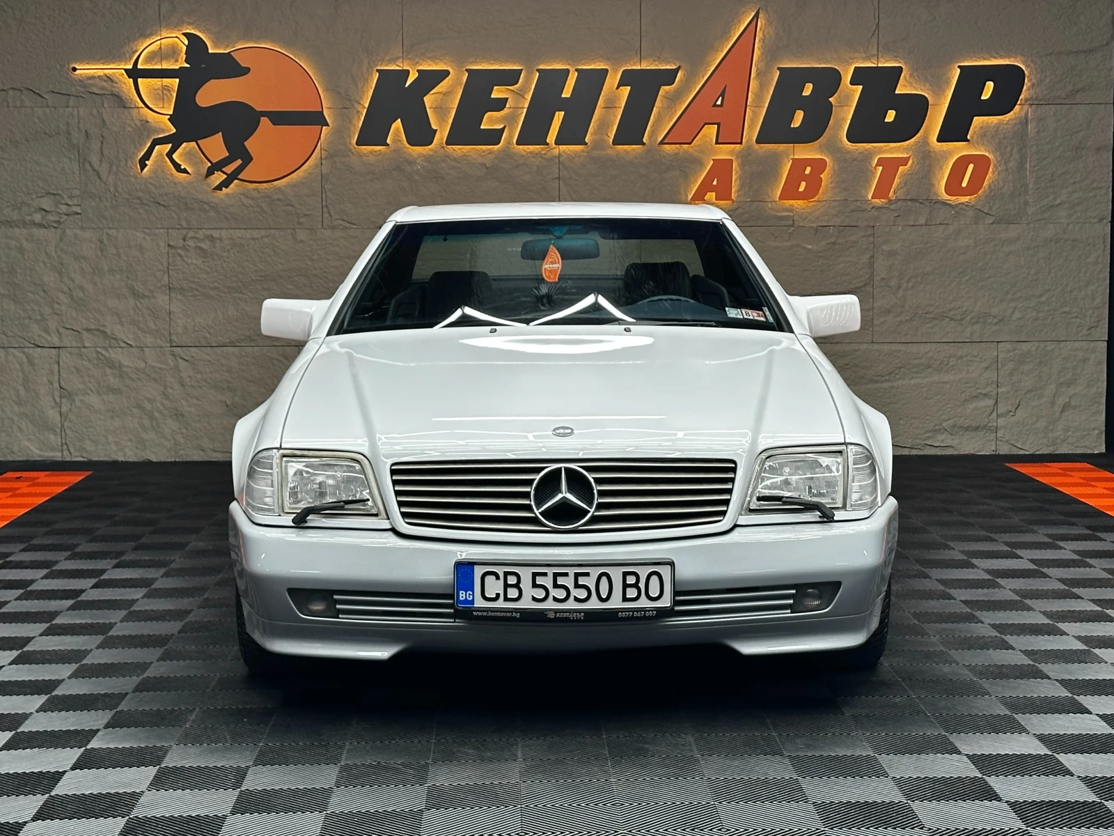 Mercedes-Benz SL 500 Уникално запазен/ГАРАНЦИЯ 6 МЕСЕЦА, снимка 2 - Автомобили и джипове - 49663624