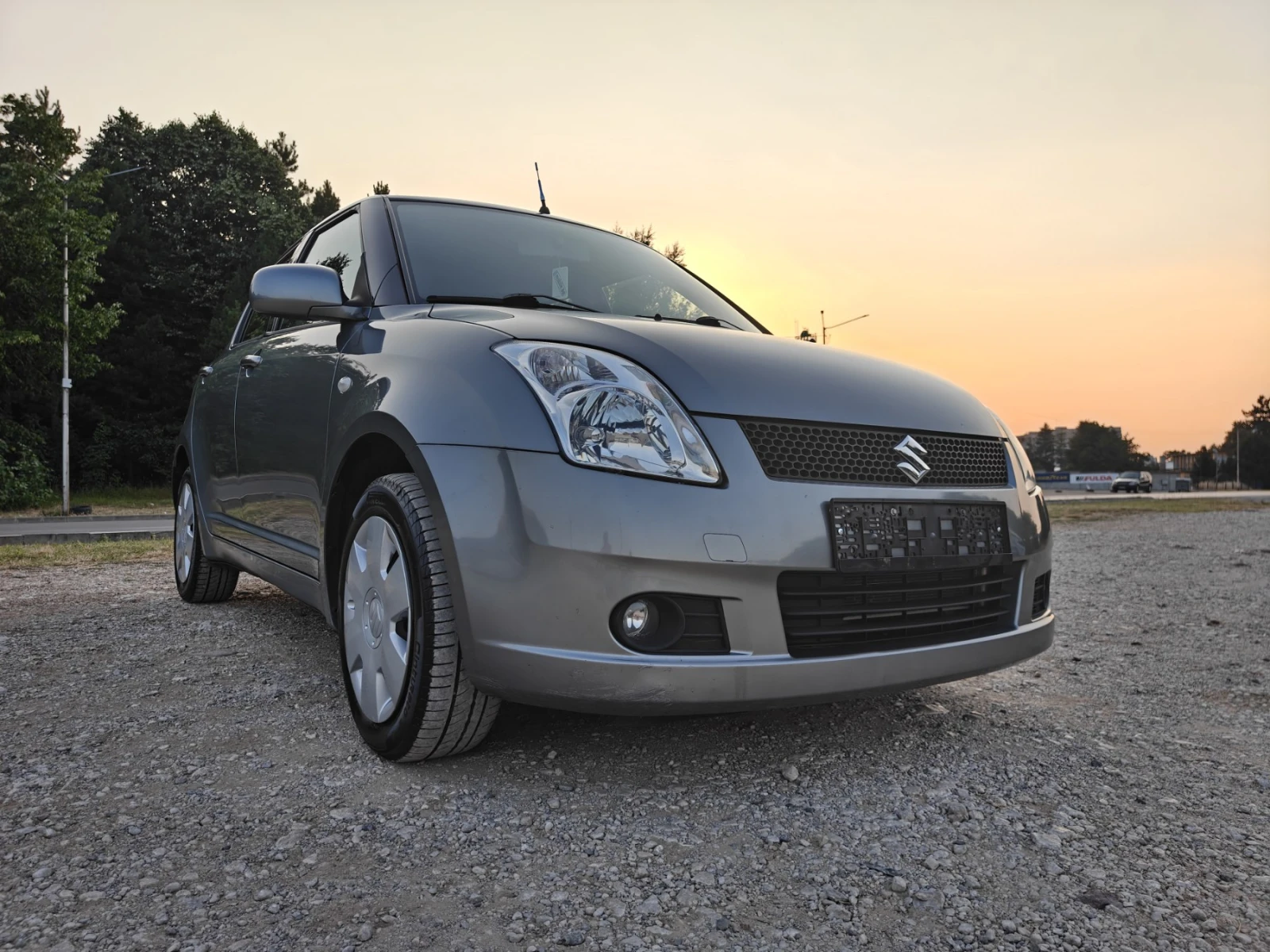 Suzuki Swift 1.3 KLIMA - изображение 2