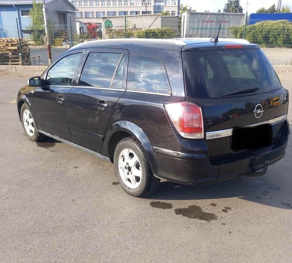 Opel Astra 1.7 cdti COSMO - изображение 3
