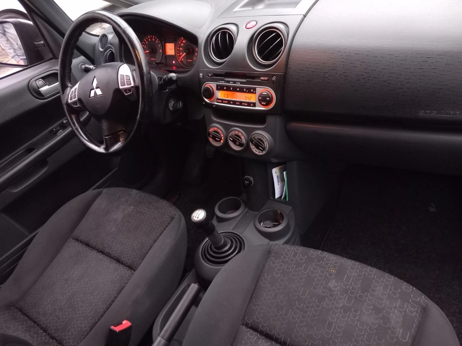 Mitsubishi Colt 1.3 бензин  - изображение 7