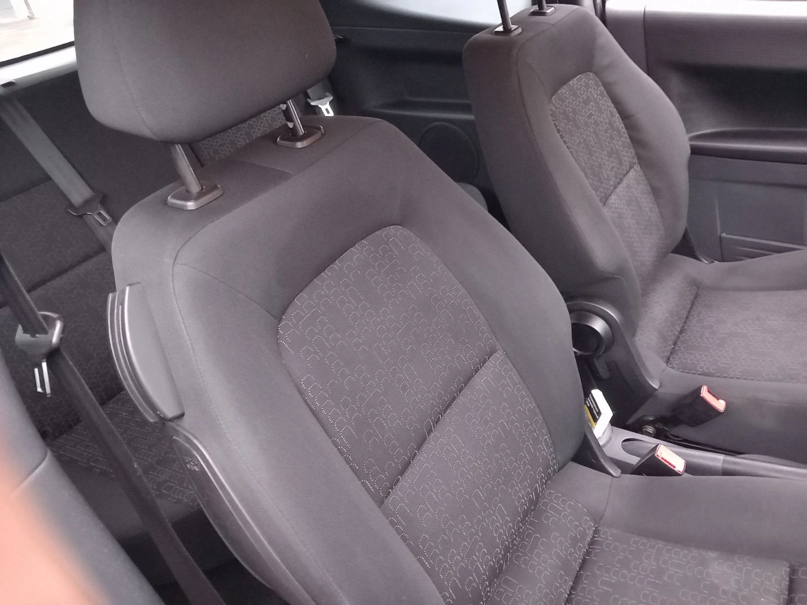 Mitsubishi Colt 1.3 бензин  - изображение 6