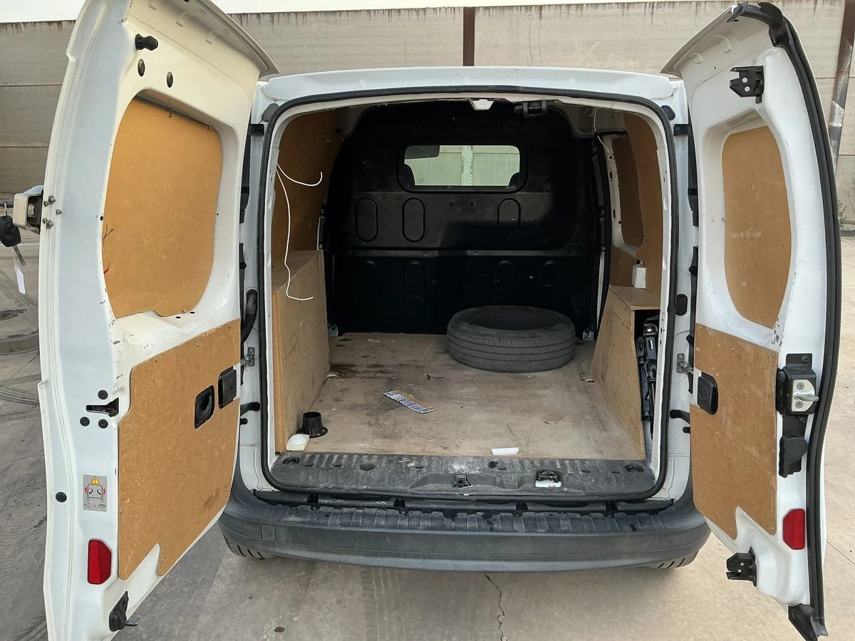Renault Kangoo 1.5/БЕЗ ПЪРВОНАЧАЛНА - изображение 9