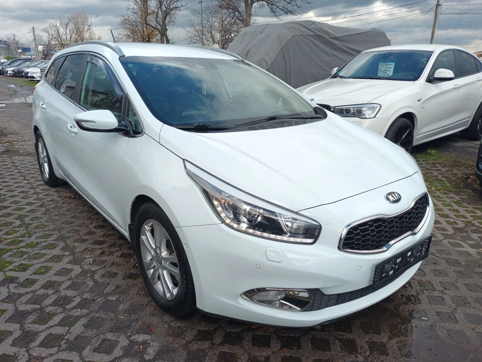 Kia Ceed 1.6i бензин.Навигация, Кожа.КОЛЕДНА ЦЕНА 14999лв - изображение 6