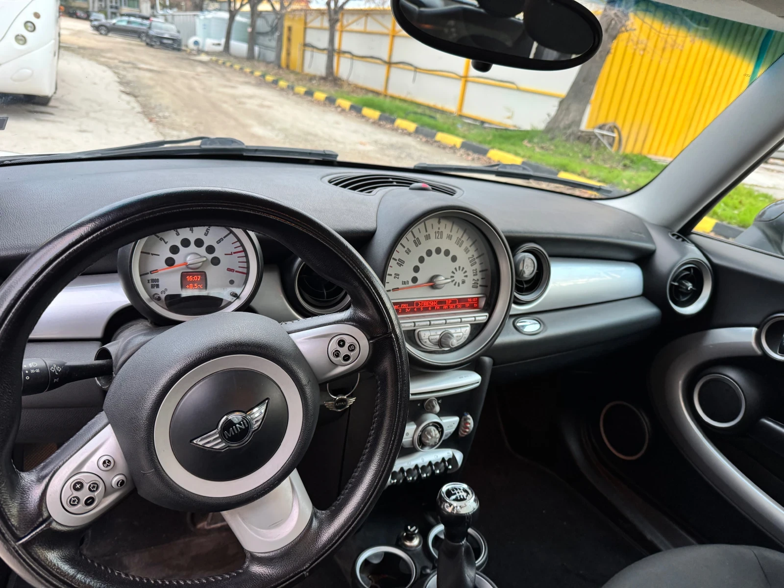 Mini One | Mobile.bg � ����������� 3