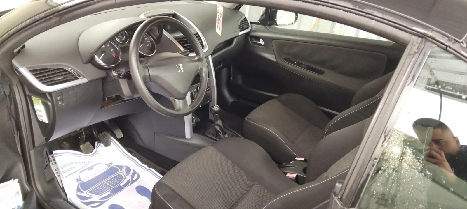 Peugeot 207 CC, снимка 4 - Автомобили и джипове - 54030929