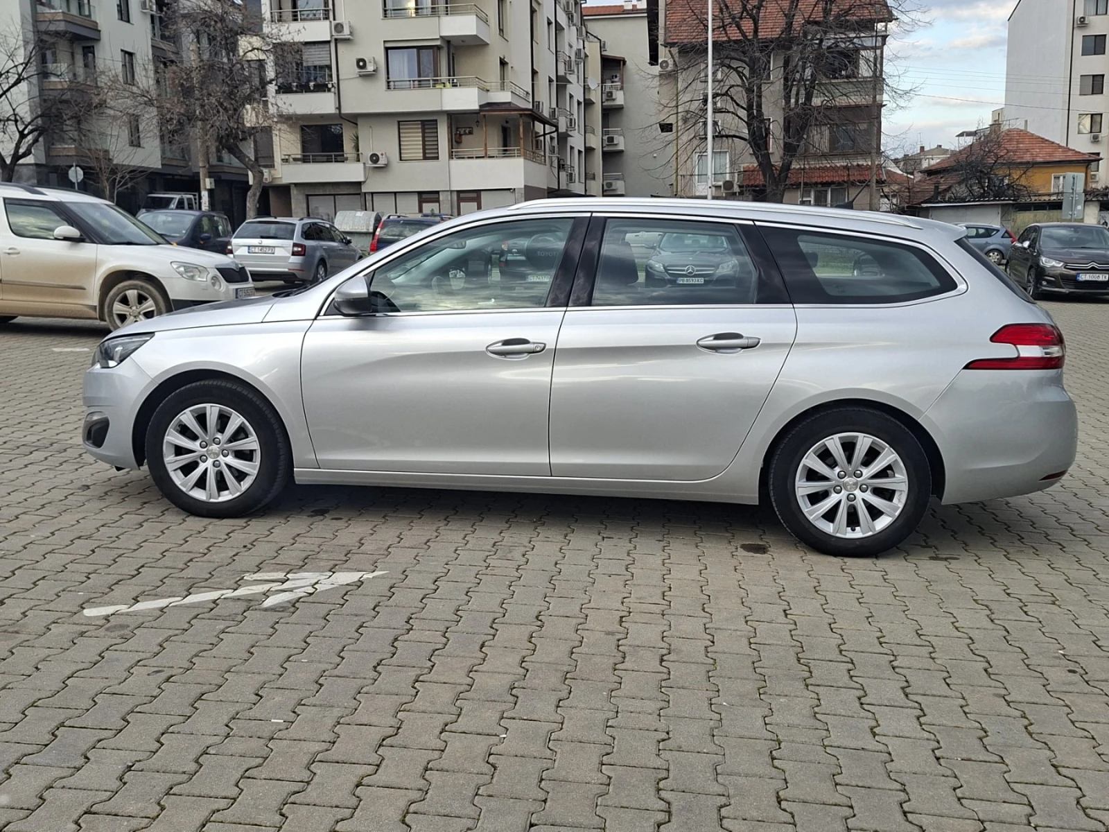 Peugeot 308, снимка 3 - Автомобили и джипове - 54182830