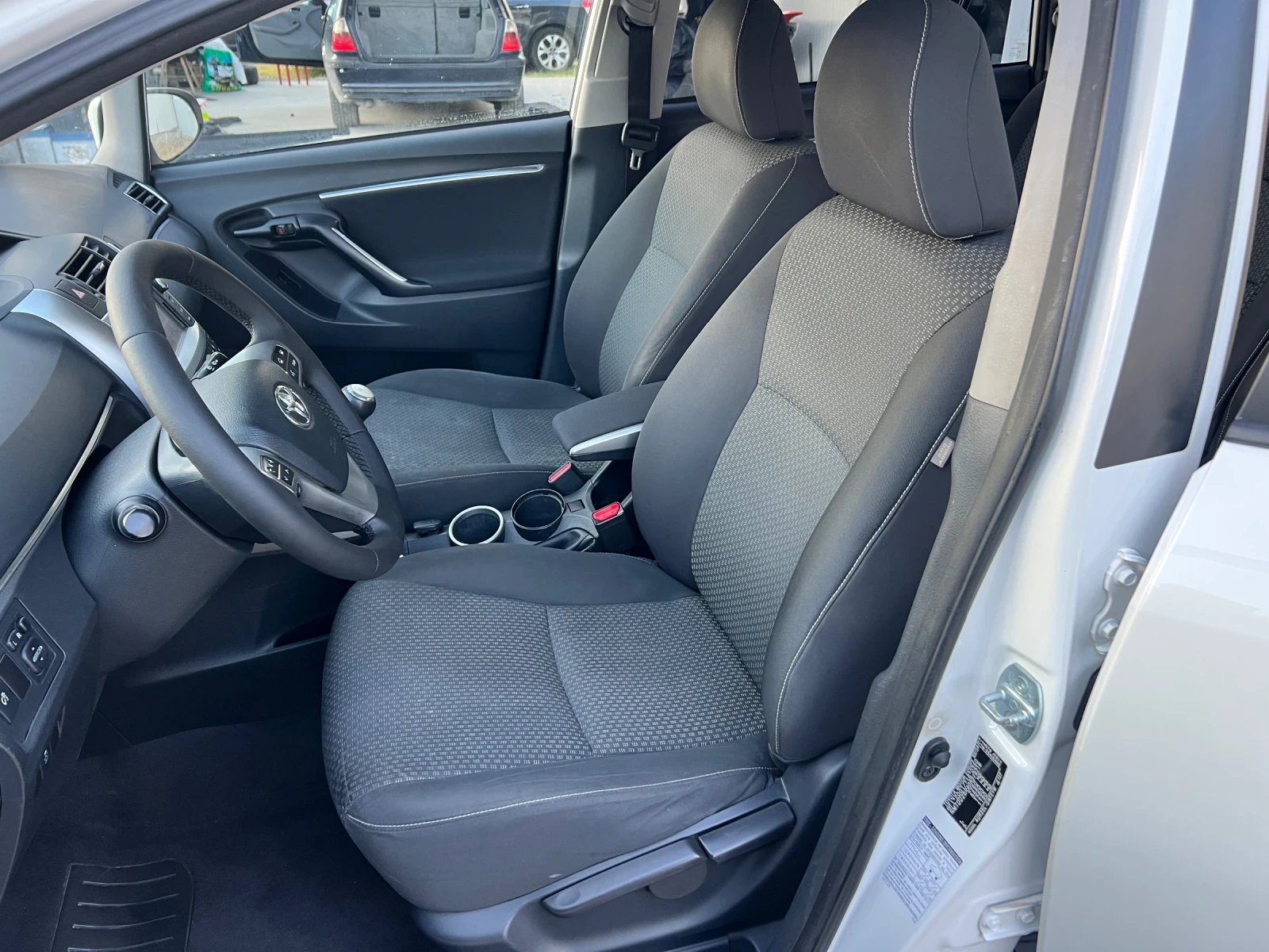 Toyota Verso Face 2.0D-4D-124�.�/ 7-������/NAVI/CAMERA/PANORAMA | Mobile.bg � ����������� 11