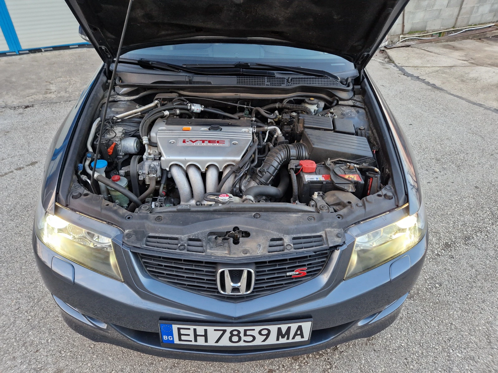 Honda Accord 2.4 I-VTEC Газ.Инж, снимка 12 - Автомобили и джипове - 54383029
