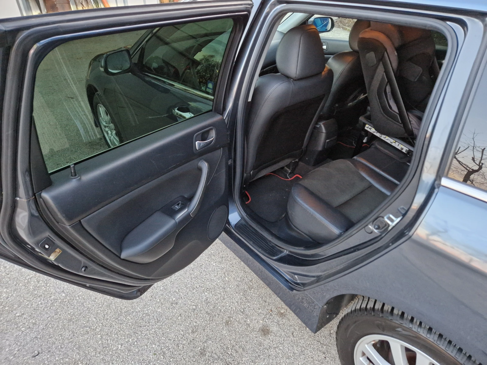 Honda Accord 2.4 I-VTEC Газ.Инж, снимка 9 - Автомобили и джипове - 54383029