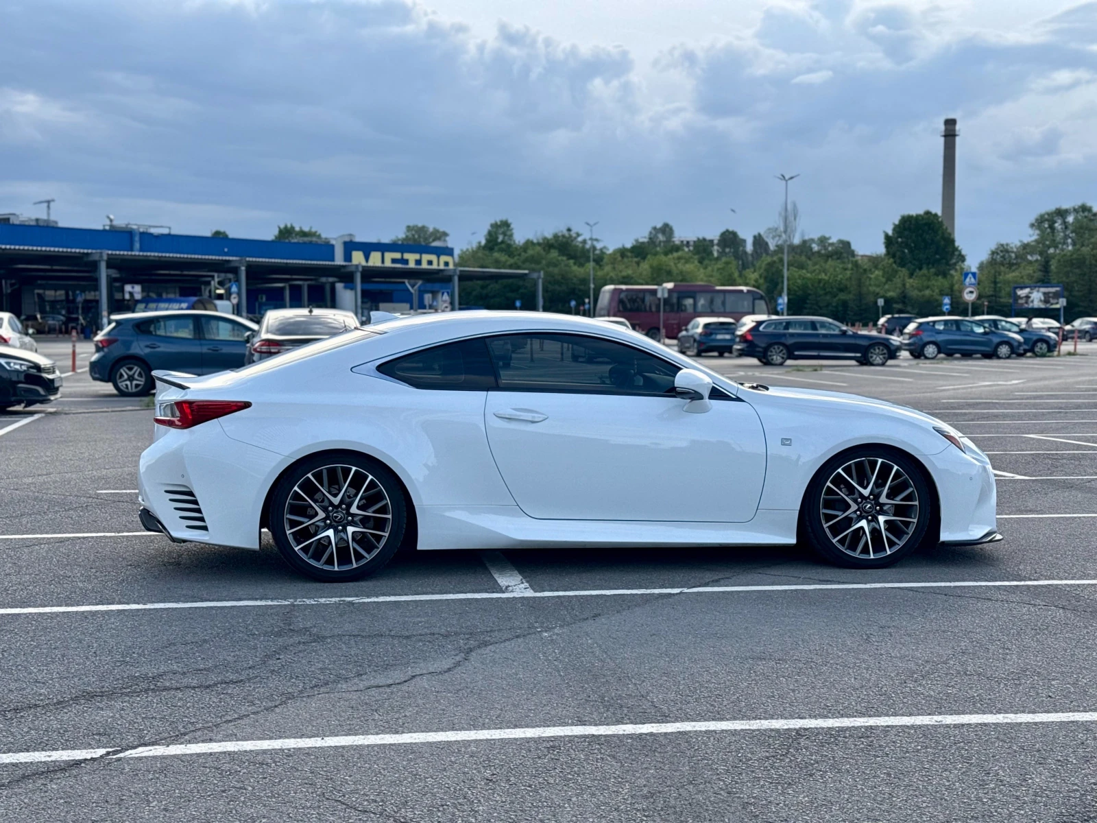 Lexus RC 350 F-Sport AWD, снимка 3 - Автомобили и джипове - 54836636