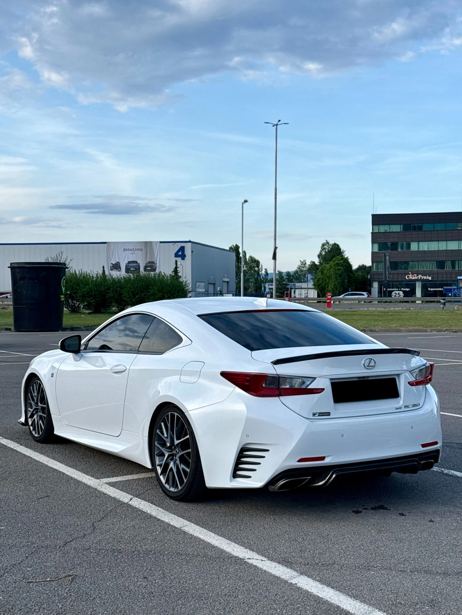 Lexus RC 350 F-Sport AWD, снимка 6 - Автомобили и джипове - 54836636