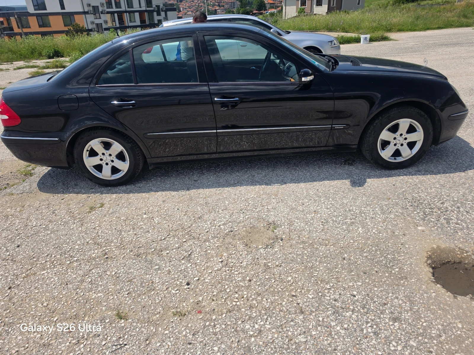 Mercedes-Benz E 320, снимка 3 - Автомобили и джипове - 54839429