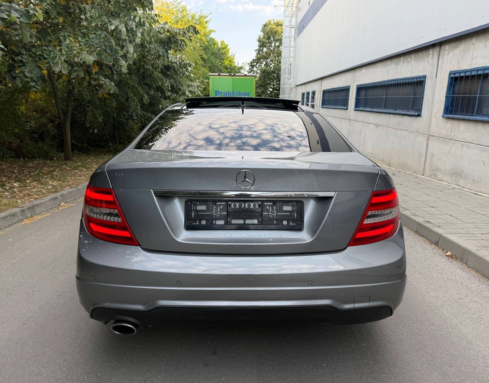 Mercedes-Benz C 220 CDI Coupe, снимка 5 - Автомобили и джипове - 55132100
