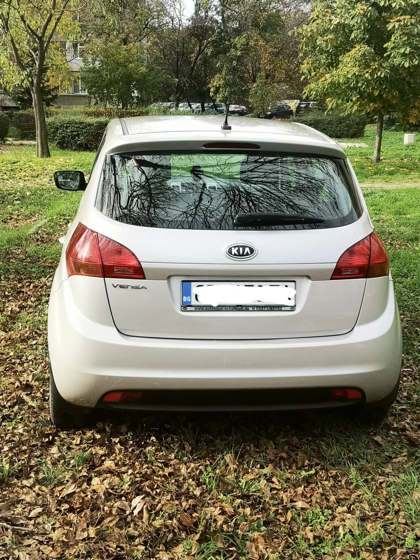 Kia Venga Отлично състояние!, снимка 3 - Автомобили и джипове - 55165814