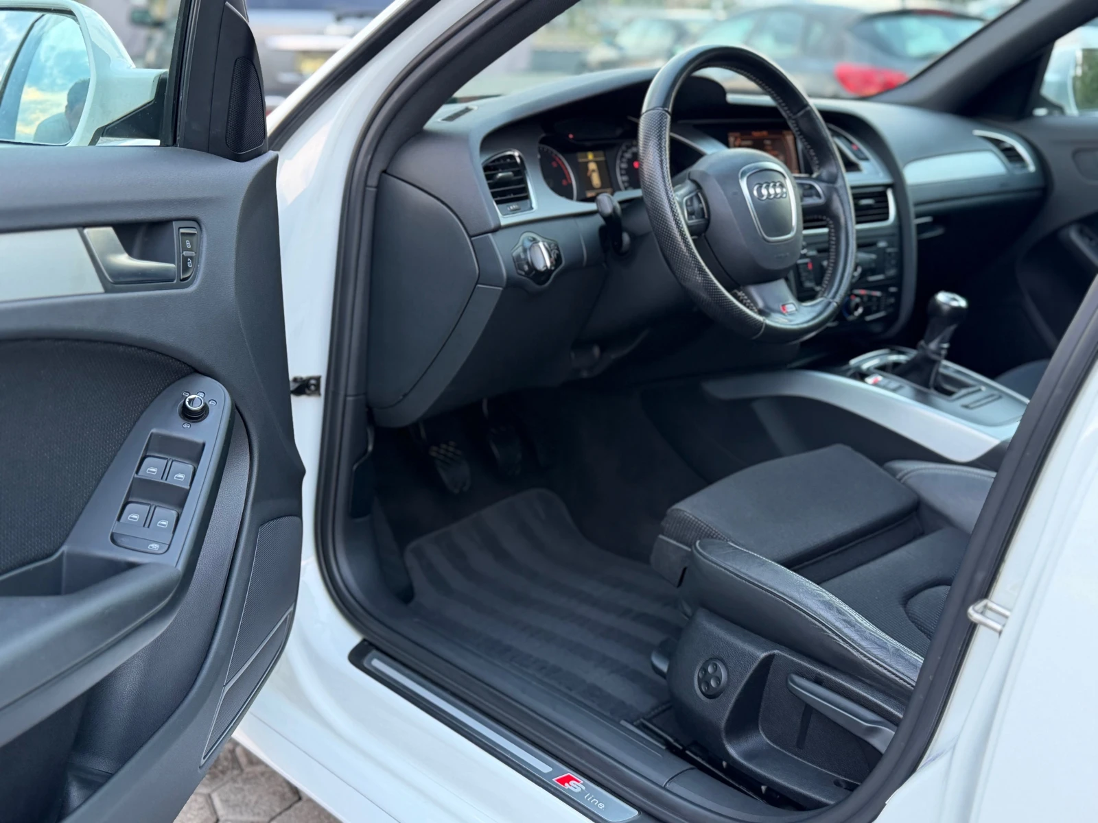 Audi A4 * ИТАЛИЯ* 3 X S-LINE* LED* 209 ХИЛЯДИ* , снимка 14 - Автомобили и джипове - 56092063
