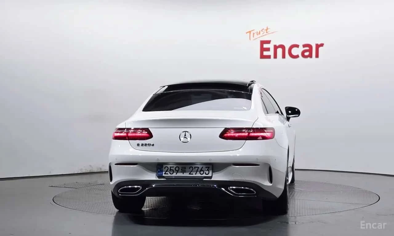 Mercedes-Benz E 220 * E220d Coupe * , снимка 4 - Автомобили и джипове - 56633357